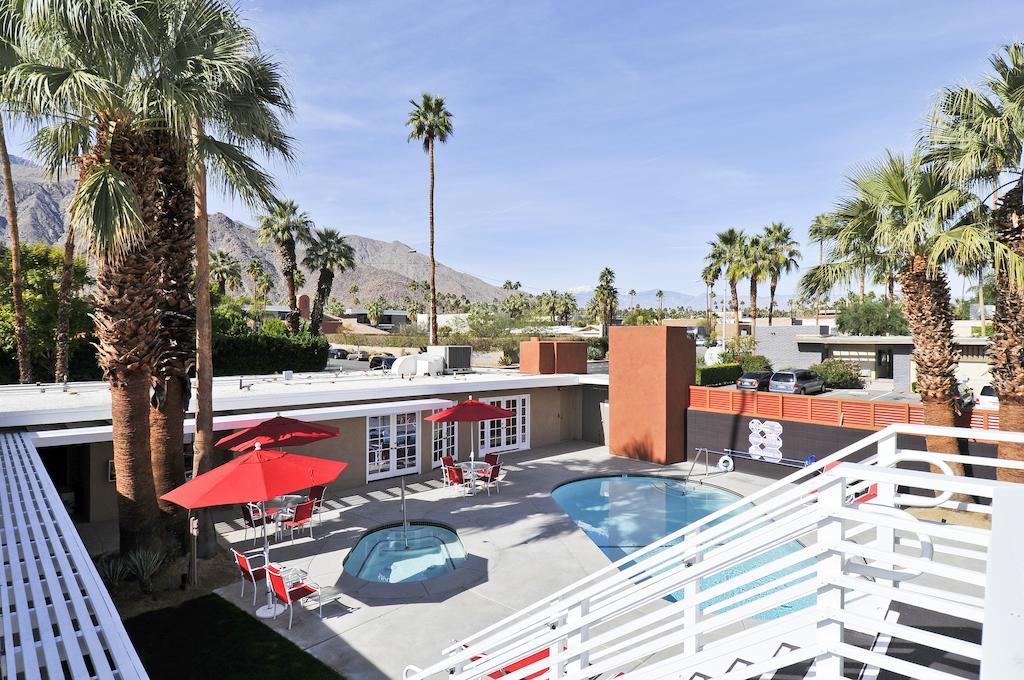 Bearfoot Inn - Clothing Optional Hotel For Gay Men Palm Springs Buitenkant foto